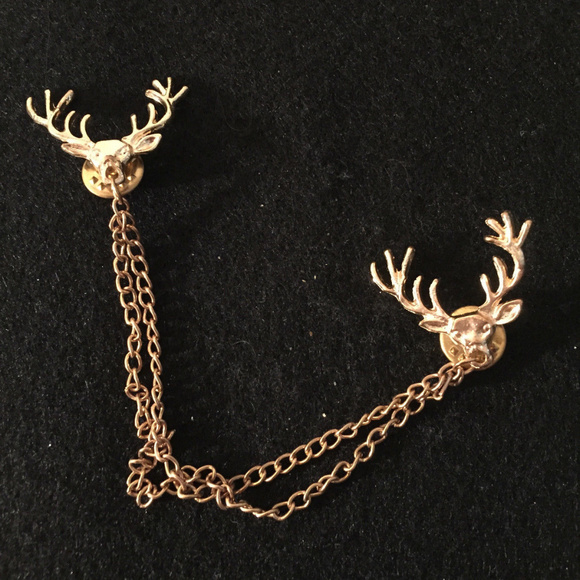 Vintage Jewelry - vintage gold reindeer deer sweater clip brooch pin
